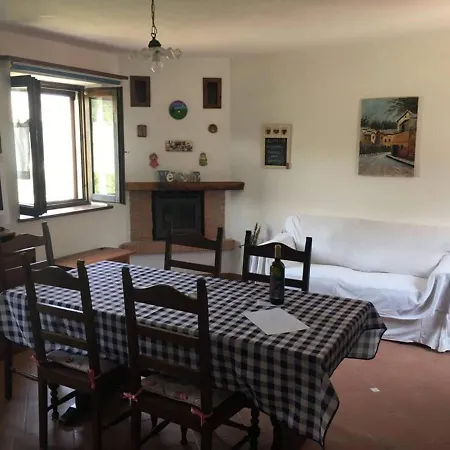 Casa Indipendente .circondata Dal Verde, Vista Sulle Colline. Relax E Confort.
