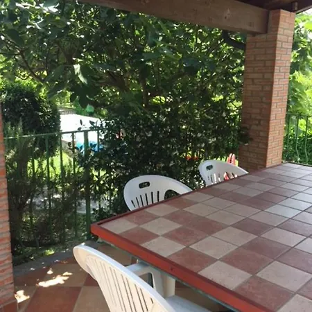 Casa Indipendente .circondata Dal Verde, Vista Sulle Colline. Relax E Confort. *