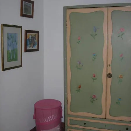 Casa Indipendente .circondata Dal Verde, Vista Sulle Colline. Relax E Confort.